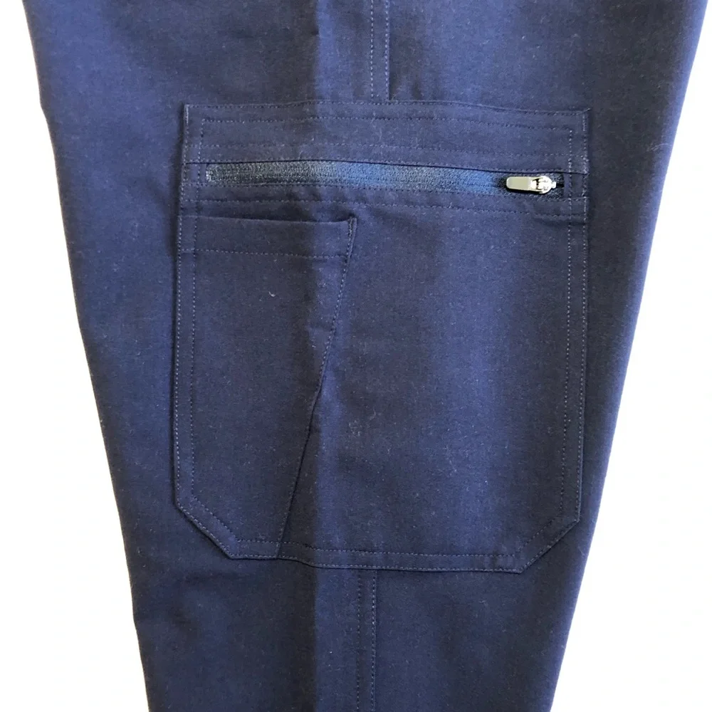 FIGS NWT Men's Navy Cairo Cargo Straight Leg Scrub Pants Size Medium